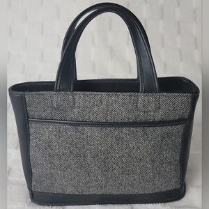 Coach Bleeker Top Handle Bag *J9D-6126* EUC